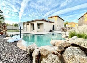 Building Photo - 2289 E Aster Dr
