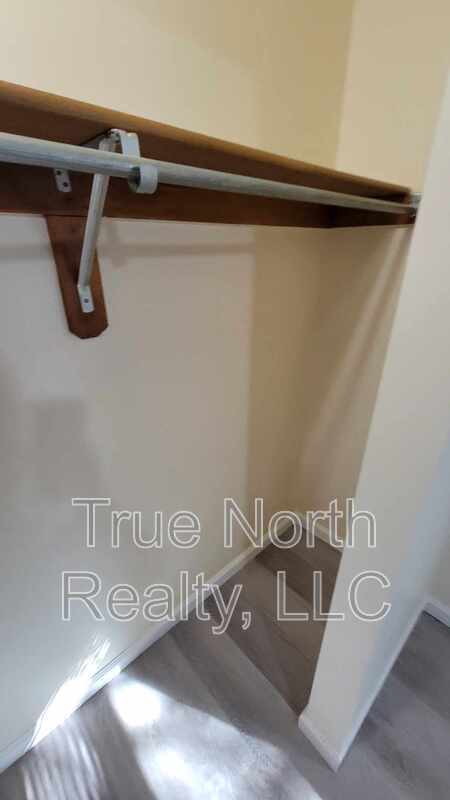 Building Photo - 3102 Jackielane Dr