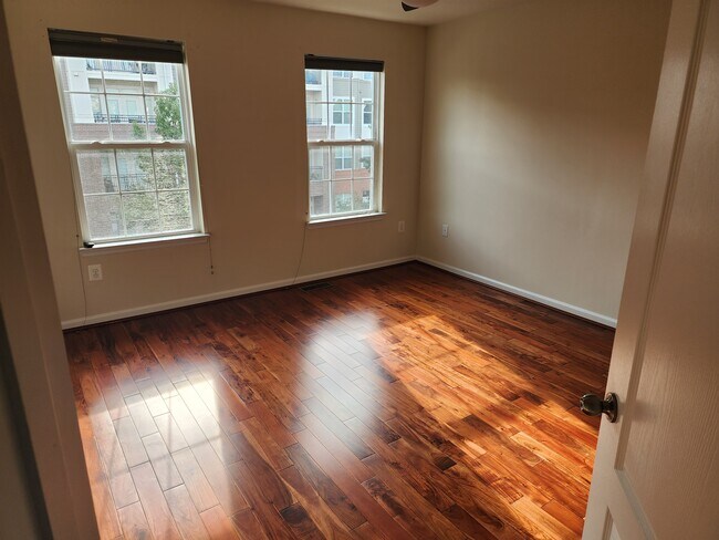 Master Bed Room 2 - 7013 Southmoor St