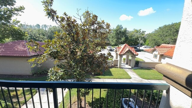 Building Photo - Beautiful 1 bedroom condo for rent in Lake...