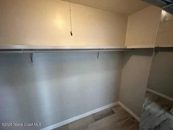 Building Photo - 3210 Edgewood Dr NE