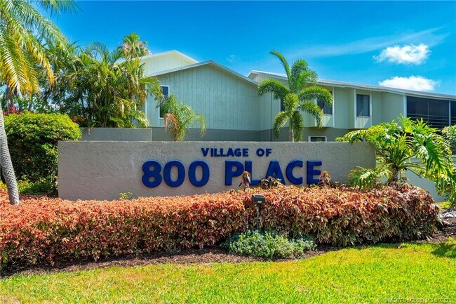 Building Photo - 800 NW Fork Rd