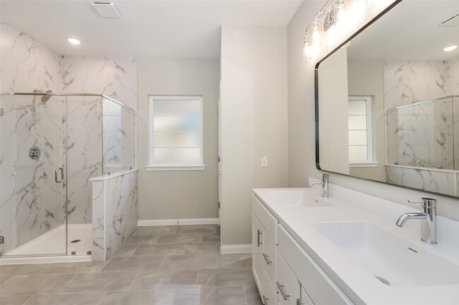 Building Photo - 9910 Clark Rd