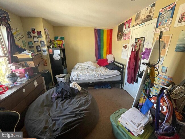 Building Photo - 1618 Page St