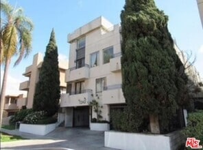 Building Photo - 1242 S Holt Ave