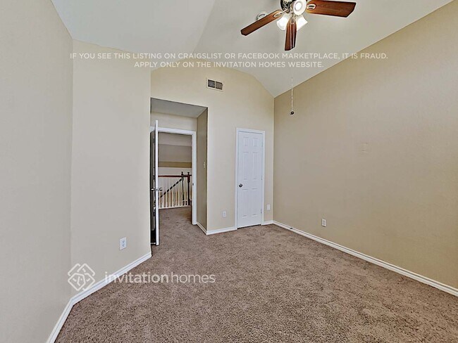 Building Photo - 1656 Churchill Ln
