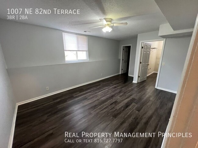 Building Photo - Recently Remodeled, 3 Bedroom, 2 Bath Town...