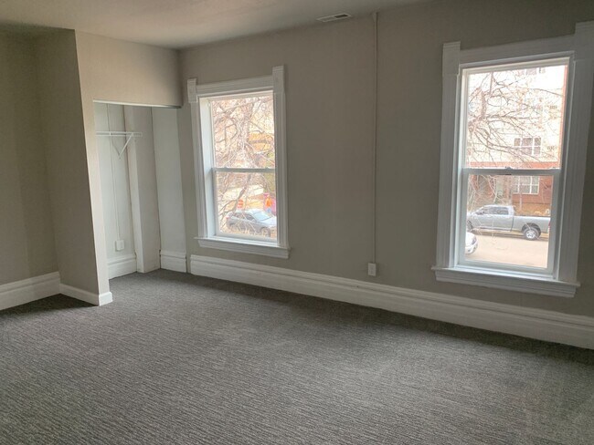 Building Photo - 2018-2020 S Columbine St