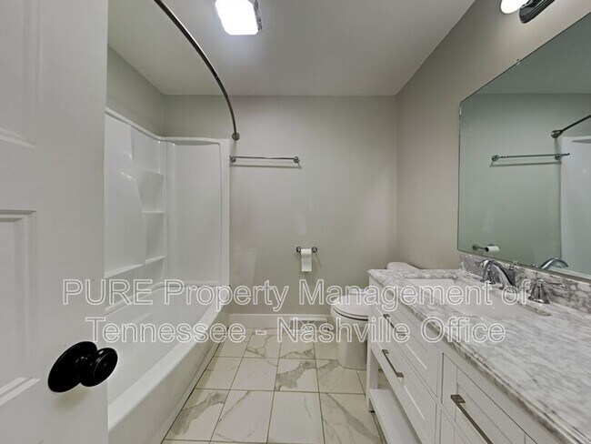 Building Photo - 510 Spring Ln