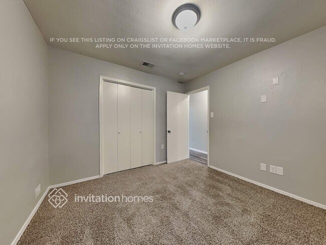 Building Photo - 747 James Cir