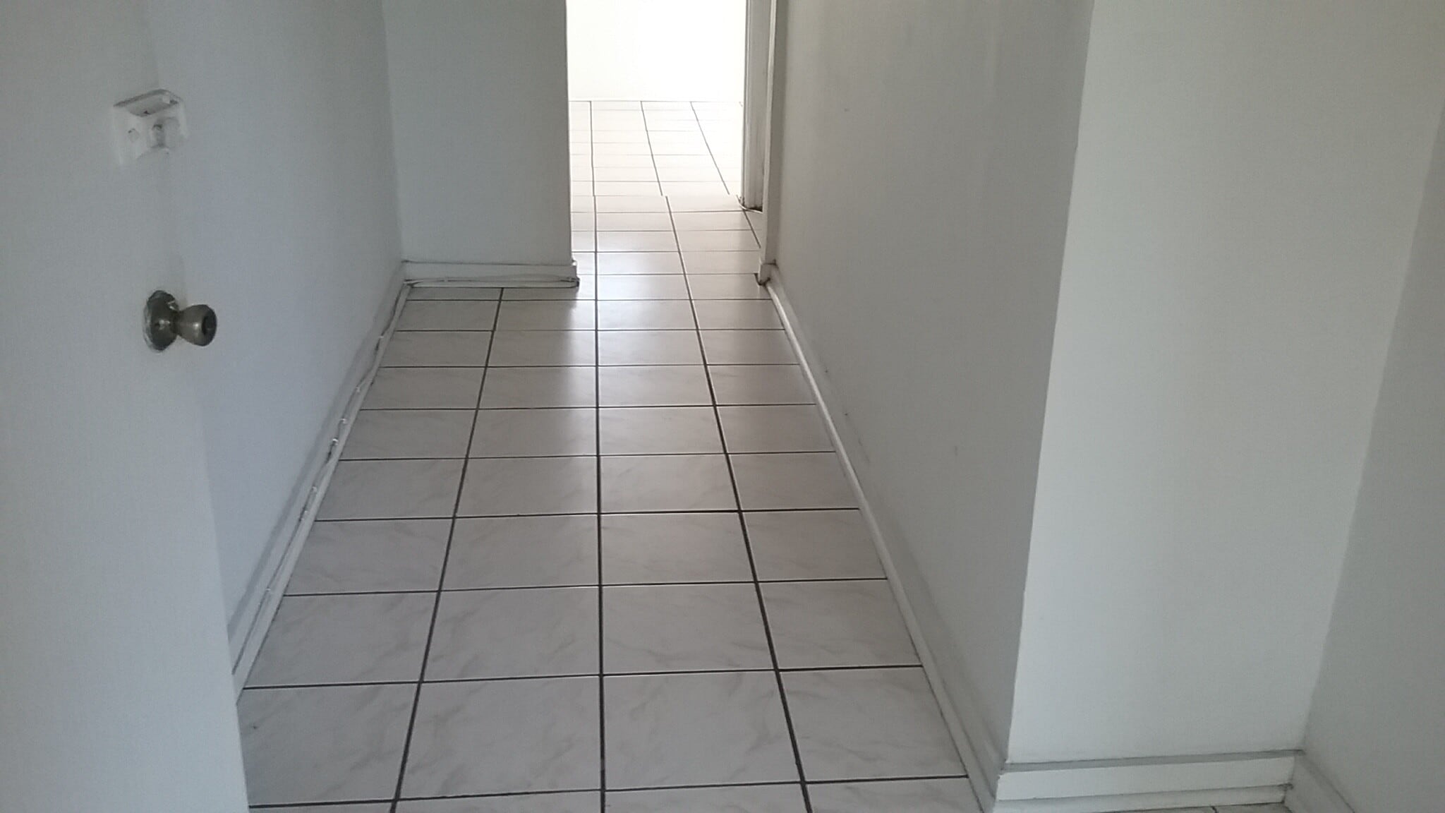 Apartment Hallway - 2648 Orchard Ave