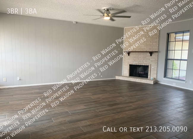Building Photo - 5838 Royal Bend