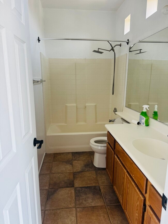 Building Photo - 9177 Lantana Dr