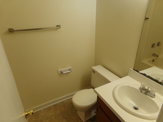 Building Photo - Havelock Home in College Park Subdivision