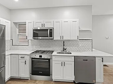 Building Photo - 2550 Cecil B. Moore Ave