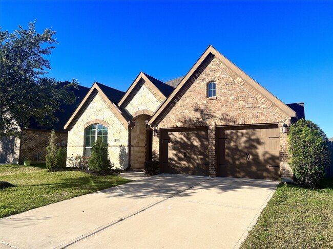 Building Photo - 4015 Nestra Dr