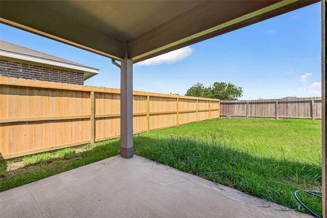 Building Photo - 8043 Black Forest Ln