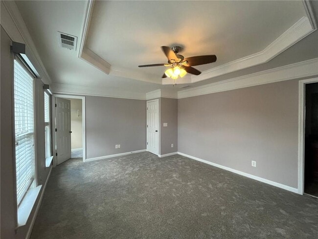 Building Photo - 3380 Triview Square