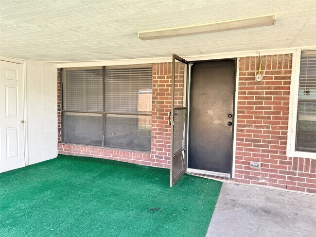 Building Photo - 4411 Ireland Ln