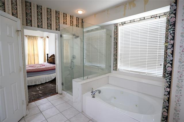 Building Photo - 5708 Sabetha Way