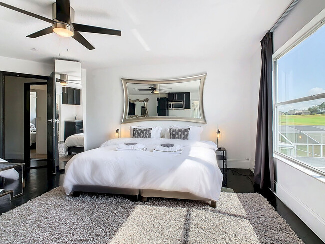 Building Photo - 1145 Troon Cir