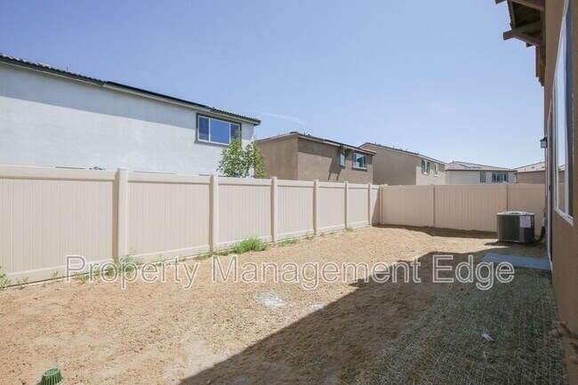 Building Photo - 30128 Bonita Spgs St