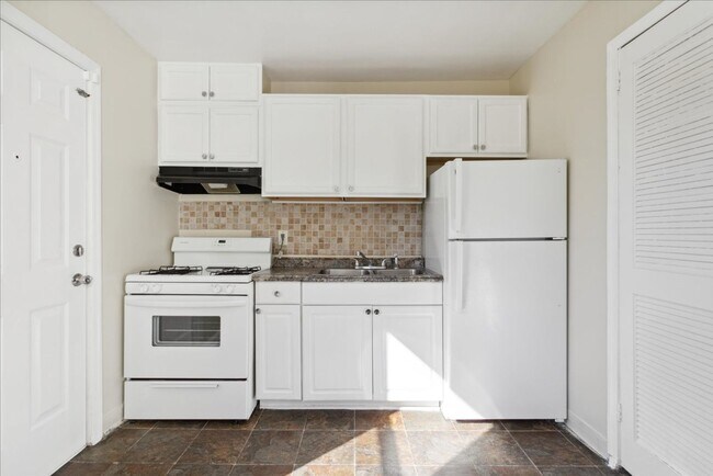 Building Photo - Downtown Newport News