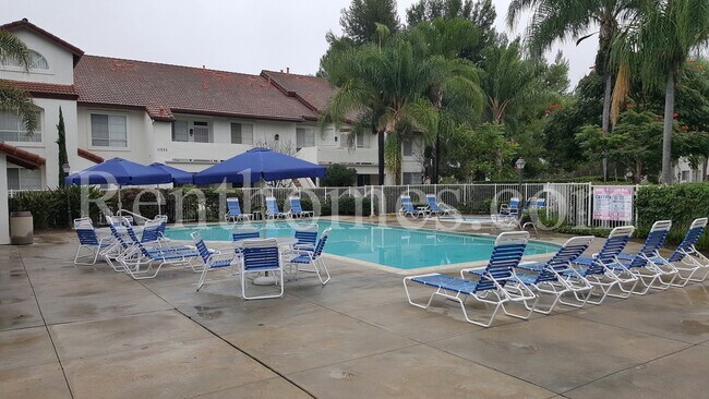Building Photo - Mira Mesa, 11530 Caminito La Bar #121- Lig...