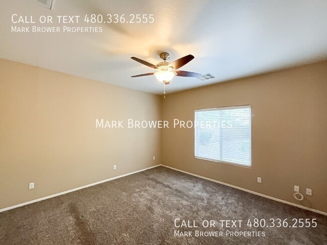 Building Photo - 1204 E Blackfoot Daisy Dr