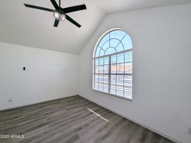 Building Photo - 4601 N 102nd Ave
