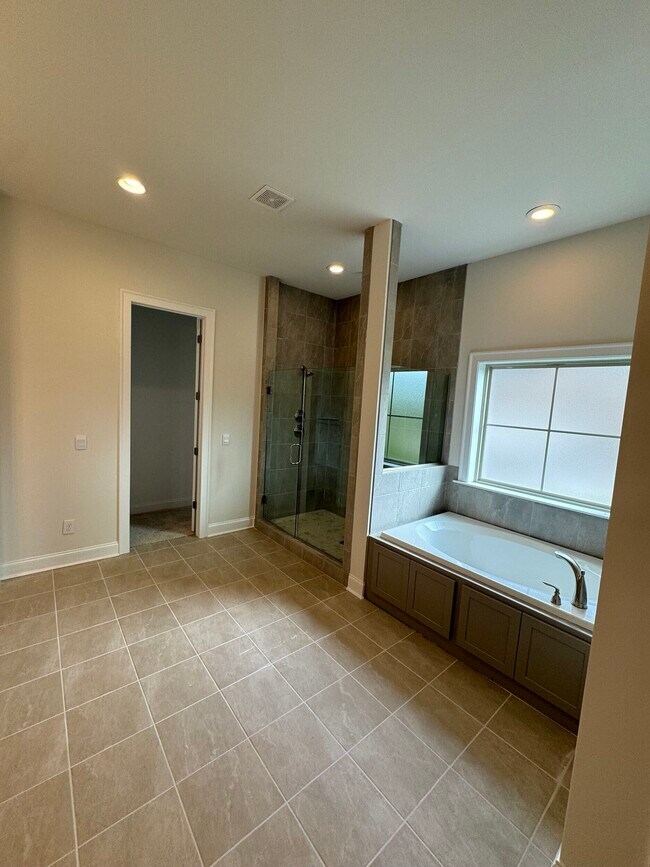 Building Photo - 432 Setter Trail