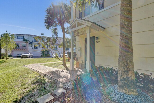Primary Photo - 3600 NW 5th Terrace