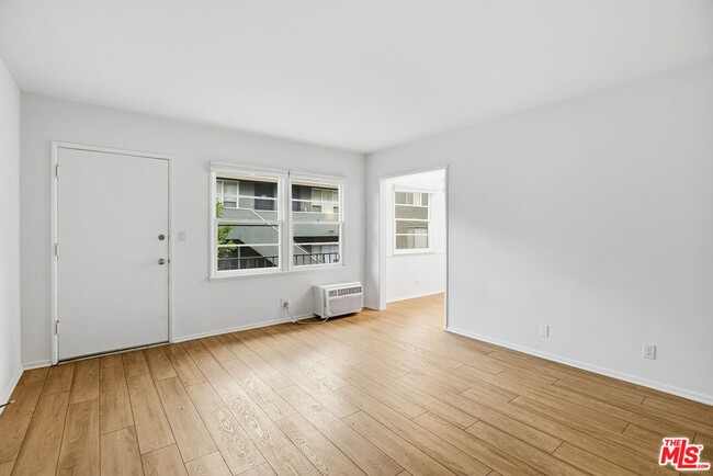 Building Photo - 1944 S Beverly Glen Blvd