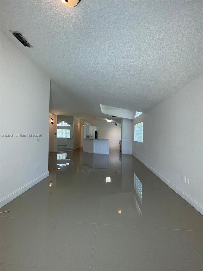 Building Photo - 4136 Sapphire Terrace