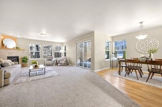 Building Photo - This Great Condo is a Must See!