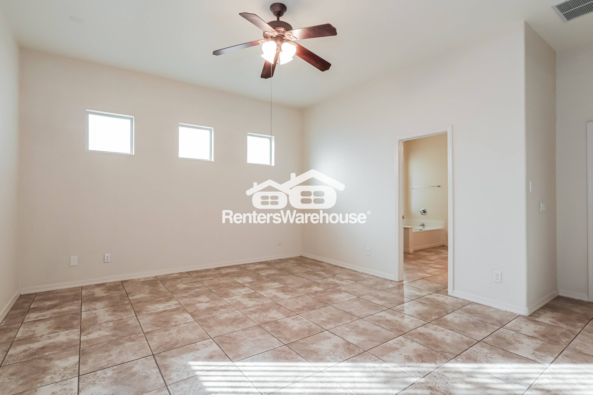 Building Photo - 41 W Camino Tierra Montana