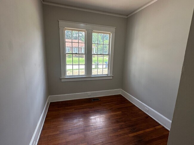 Building Photo - 618 Grier St