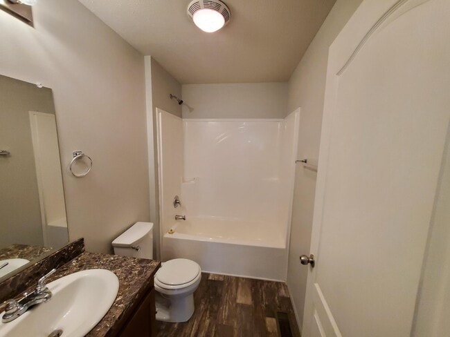 Building Photo - 17 Eagle Vista Ln