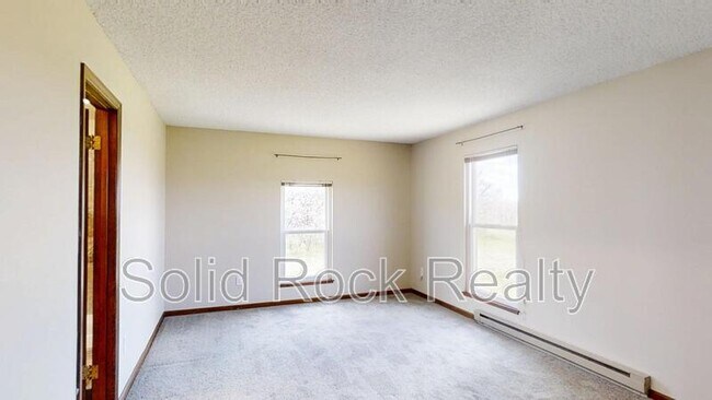 Building Photo - 18825 Spring Valley Rd
