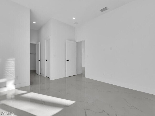 Building Photo - 1839 Lockhaven Ct