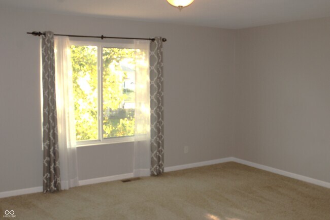 Building Photo - 2244 McGregor Ct