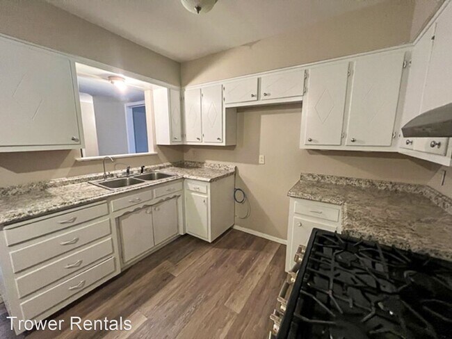 Building Photo - 3 br, 2 bath House - 3616 E 30th Street