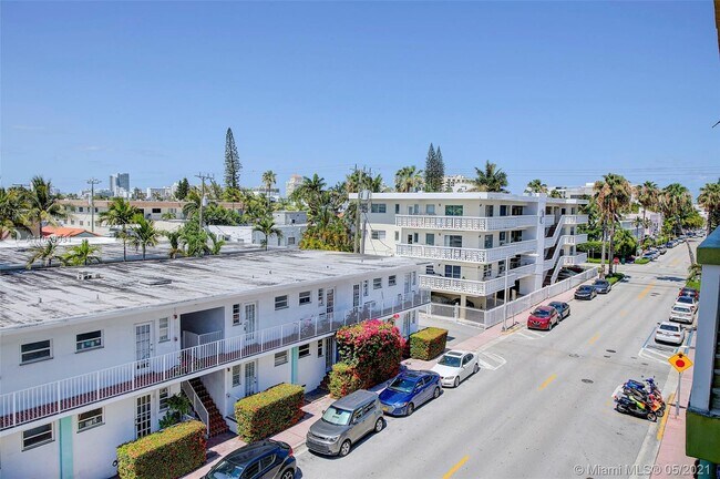 Building Photo - 851 Meridian Ave
