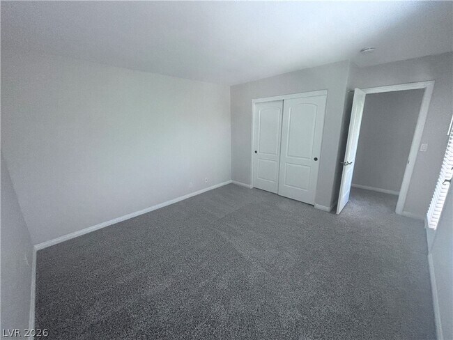 Building Photo - 3117 Greenfriar Ave
