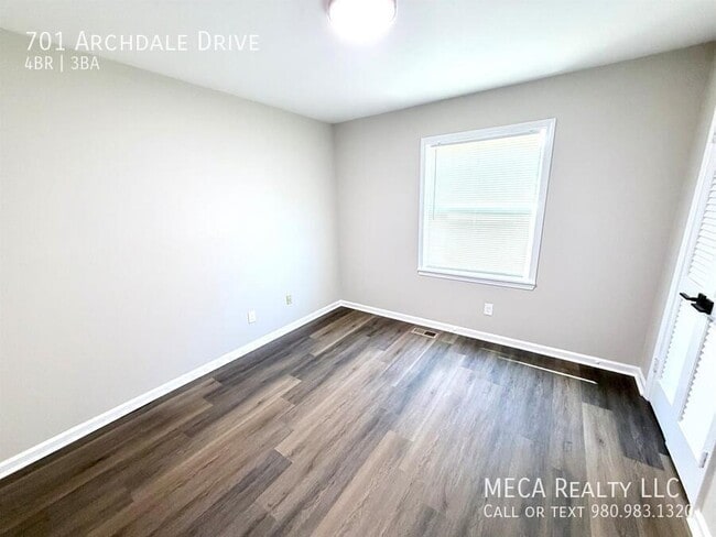 Building Photo - 701 Archdale Dr