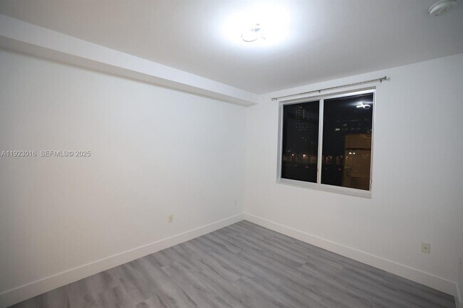 Building Photo - 2651 NE 212th Terrace