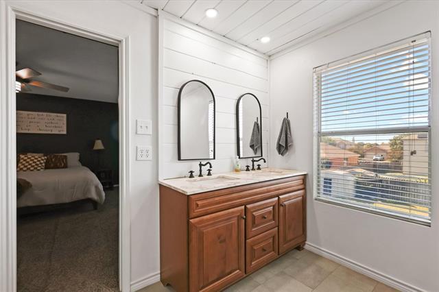 Building Photo - 115 Palomino Ln