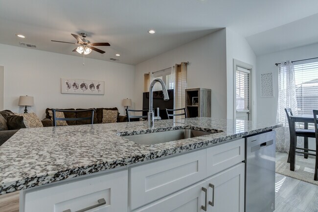 Building Photo - 2323 149th St