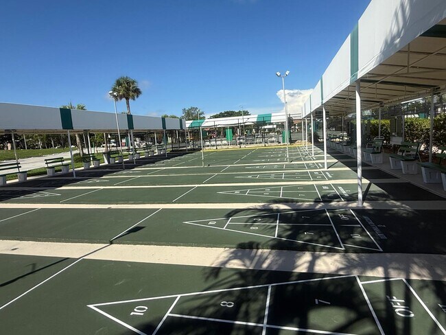 Building Photo - 5778 Phoenix Palm Ct