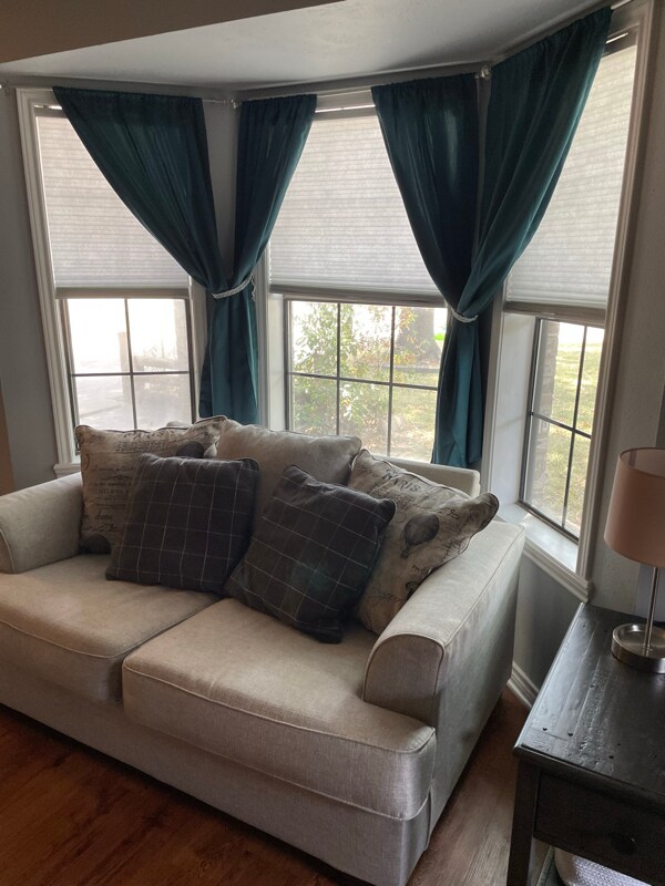 Building Photo - 4001 Windfree Dr